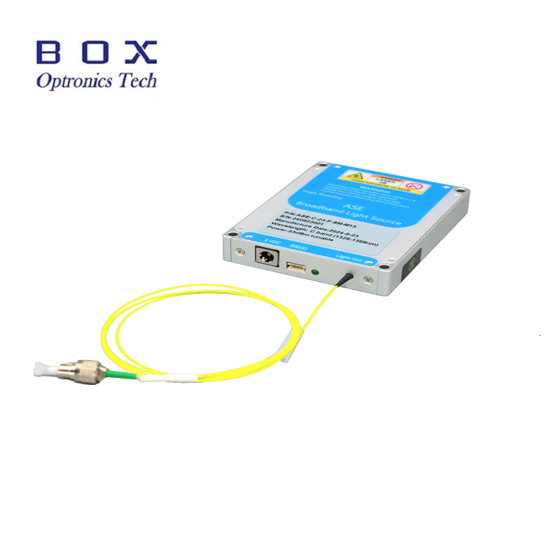 Kostengünstige C-Band ASE Breitbandlichtquelle